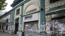 abriran un paseo de compras para los manteros en el edificio donde supo funcionar el ayuntamiento abriran un paseo de compras para los manteros en el edificio donde supo funcionar el ayuntamiento