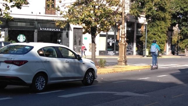 aprobaron la regulacion para monopatines y bicicletas electricas en la plata