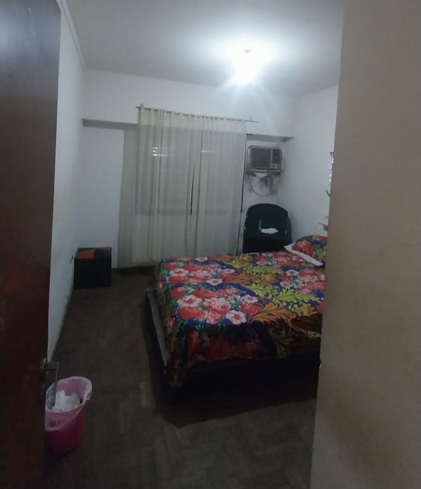 El prostíbulo funcionaba en un departamento de planta baja sobre diagonal 74 entre 20 y 21
