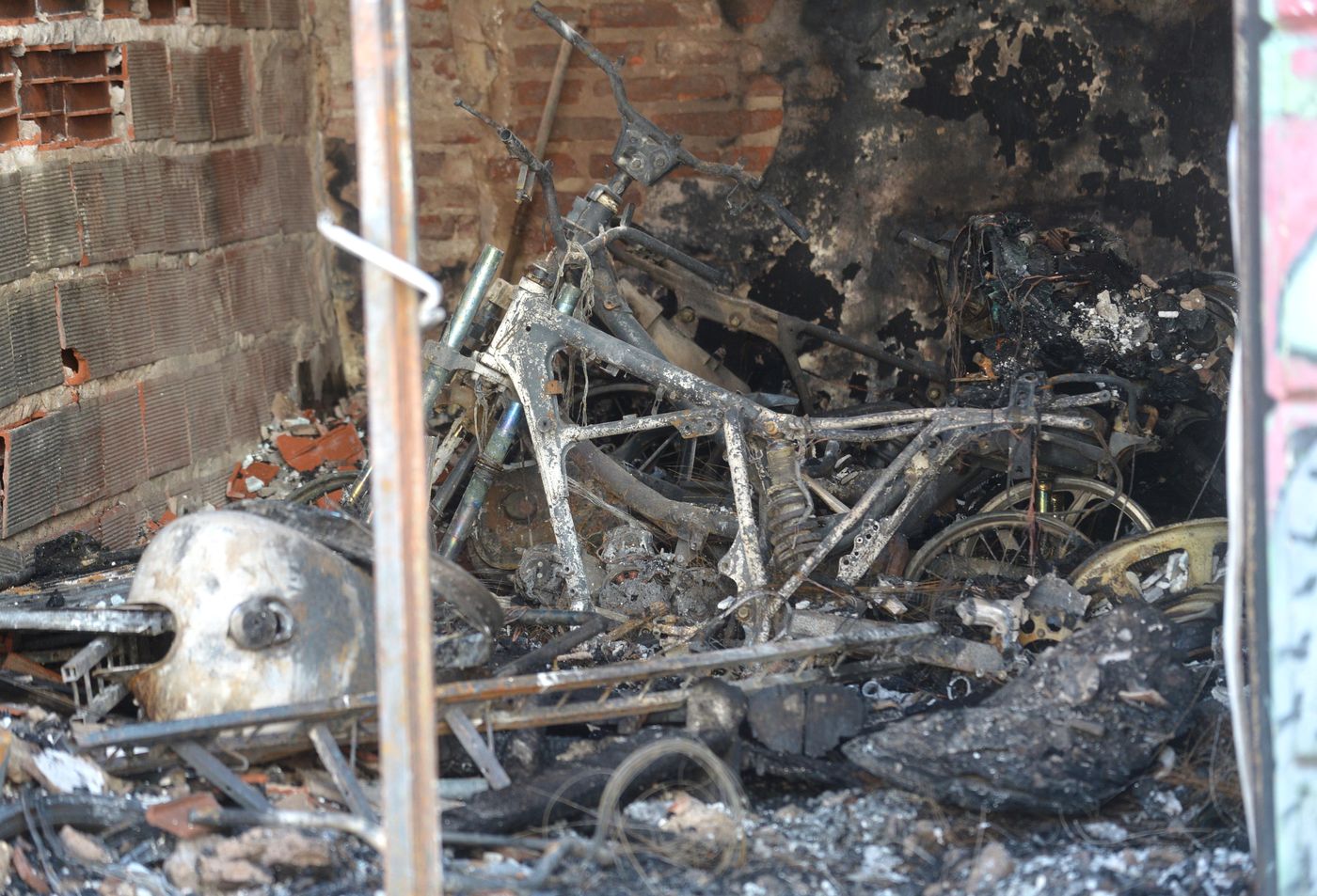 Incendio del taller de motos (4)