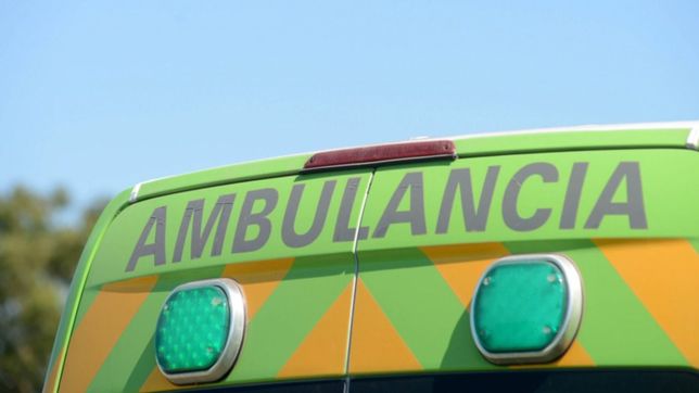 accidente fatal en la plata: iba en moto, choco con un auto y murio