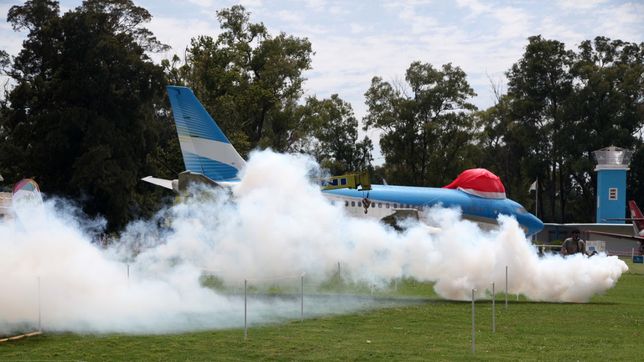 cerraron la republica de los ninos por la invasion de mosquitos
