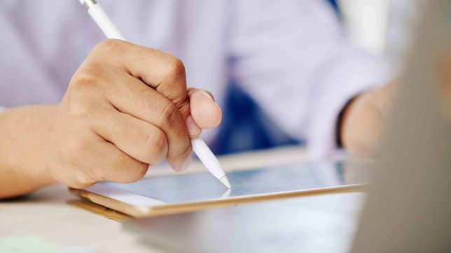 avanza en la plata un nuevo sistema de firma digital para notificaciones en la municipalidad