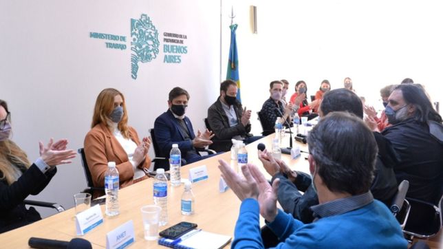 ¿como es y cuando seria el aumento que la provincia le ofrecio a los docentes bonaerenses?