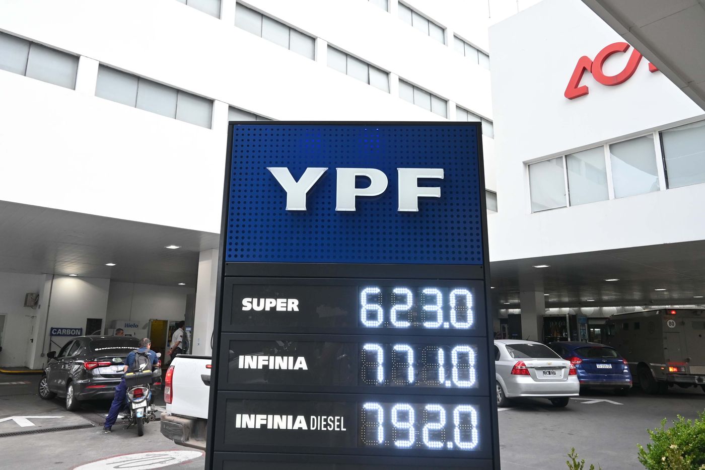 Llega un nuevo aumento de combustibles a las estaciones de servicio YPF de todo el país.