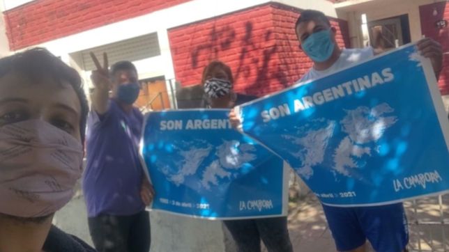 la campana son argentinas por los caidos en malvinas tambien se hizo sentir en la plata