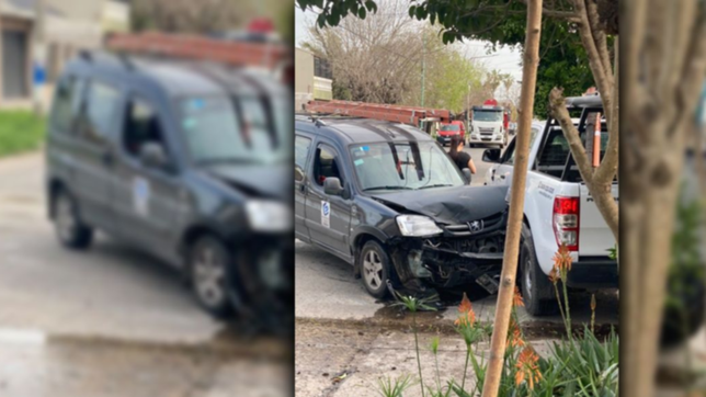 fuerte choque entre dos camionetas en la plata: hay heridos