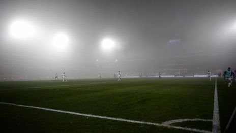 Se canceló el uso del VAR por culpa de la niebla en la final entre Estudiantes y Vélez