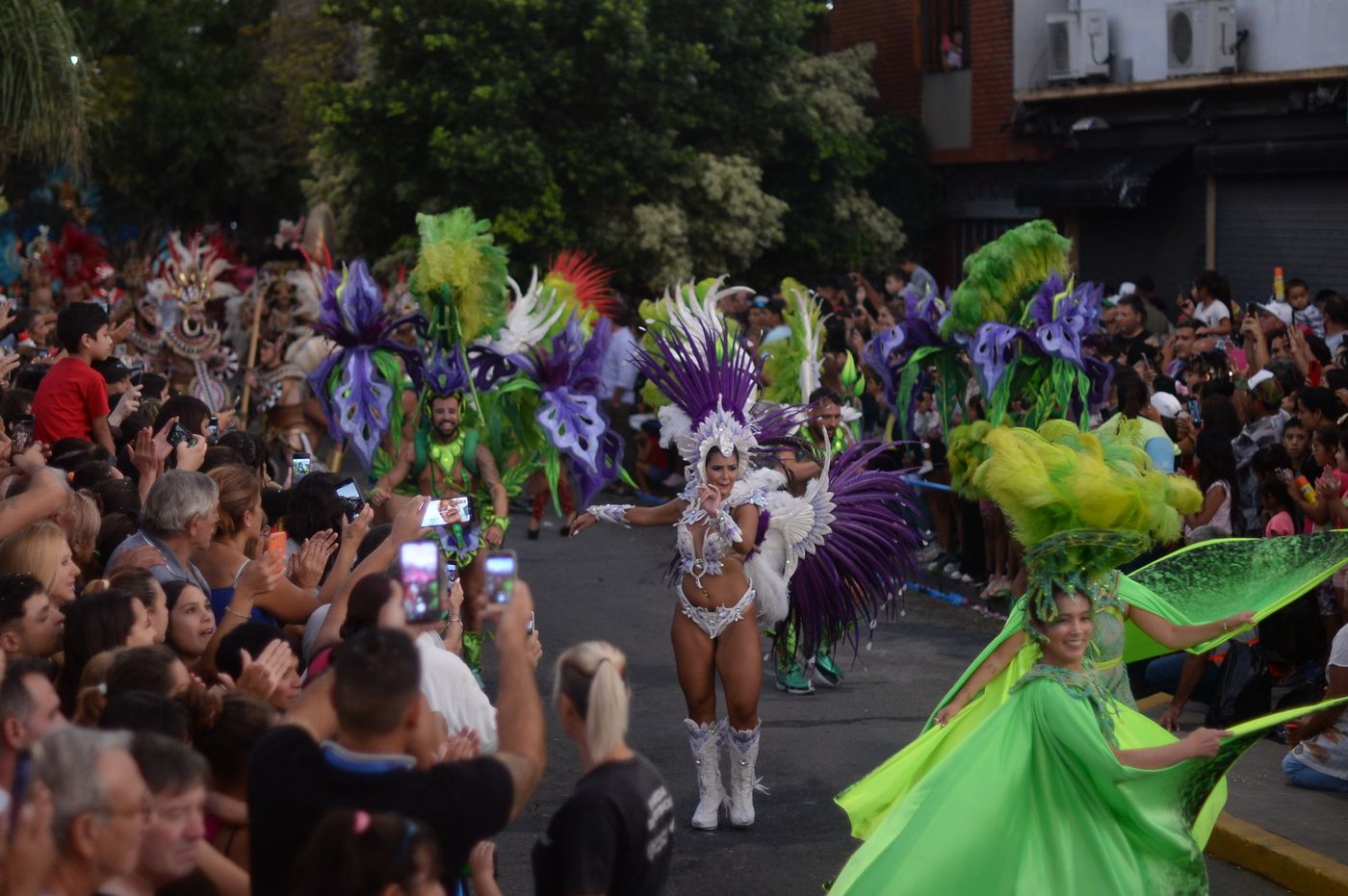 Comparsas, juegos, shows, desfiles y más: así será el Carnaval 2024 en La  Plata