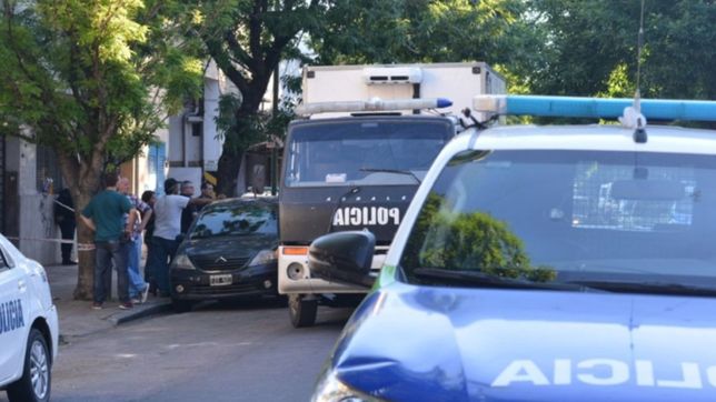 insolito: simulan un desalojo para usurpar una casa en la plata