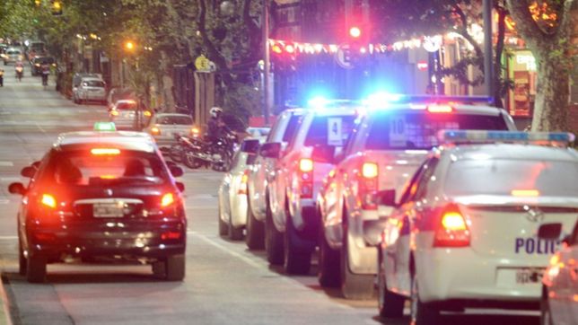 tension en un bar de la plata: discusion, golpes y un hombre apunalado