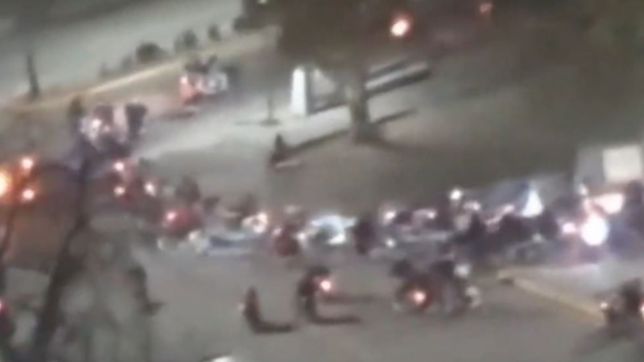 video: filman a decenas de motos y aseguran que volvieron las picadas al bosque