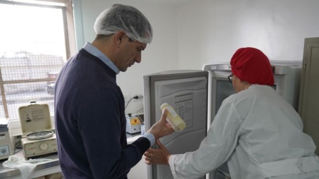 el candidato a gobernador bali bucca visito el banco de leche del hospital san martin