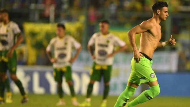 video: el momento en que expulsaron a monetti por pegarle a un alcanzapelotas