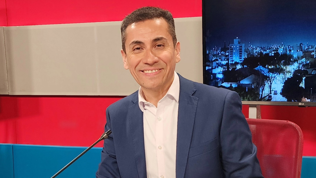 se despidio belisario, uno de los historicos presentadores de noticias de la plata