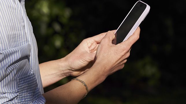 la facultad de odontologia alerto a los platenses por estafas digitales con mensajes de turnos