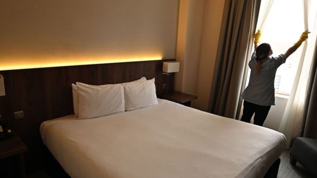 la provincia definio quienes deberan cumplir el aislamiento obligatorio en hoteles