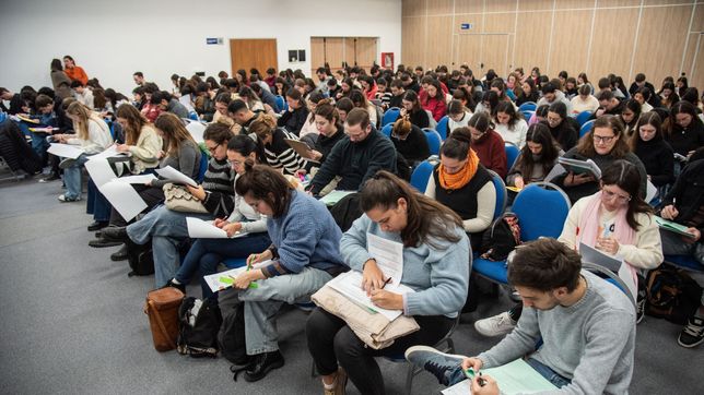 residencias medicas: 141 postulantes deberan rendir de nuevo el examen por falta de congruencia academica