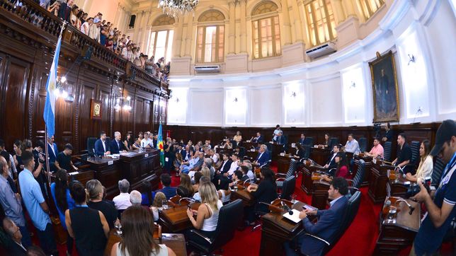duras criticas de la oposicion al discurso de julio alak en la apertura de sesiones