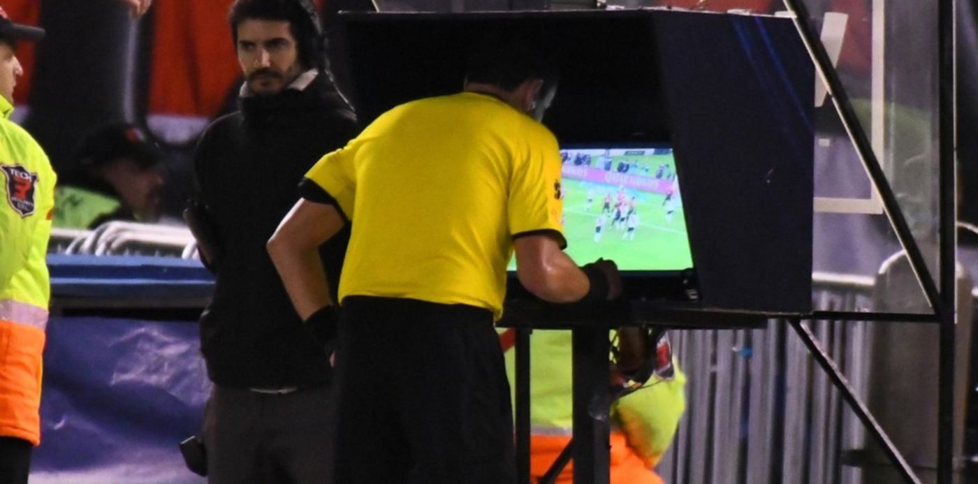 VAR