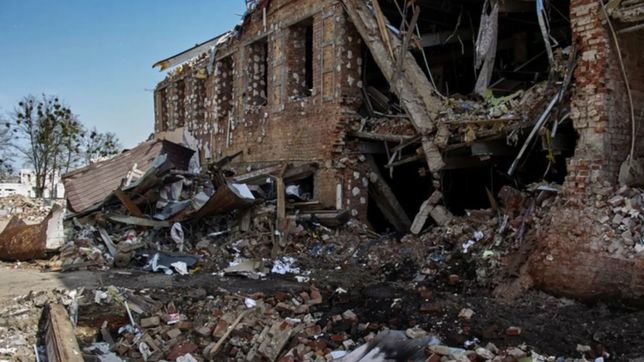 rusia anuncio mas ataques contra ucrania y bombardeo una fabrica militar cerca de kiev