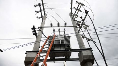 Licitarán una obra clave para reducir cortes de luz en el AMBA y mejorar el sistema eléctrico Licitarán una obra clave para reducir cortes de luz en el AMBA y mejorar el sistema eléctrico