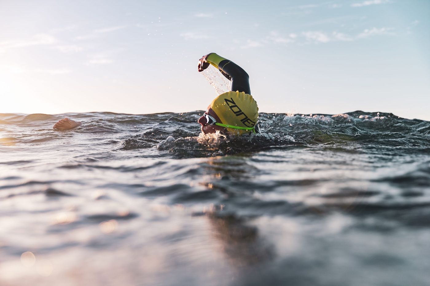 Nadador aguas abiertas.jpg