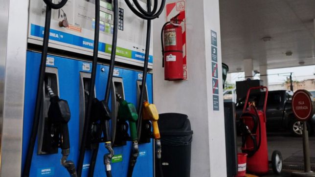 el gobierno y las petroleras se reunen para acordar un tope al aumento de combustibles