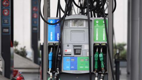 ¿Cuánto podrían aumentar los combustibles tras el fin del congelamiento de los precios? ¿Cuánto podrían aumentar los combustibles tras el fin del congelamiento de los precios?