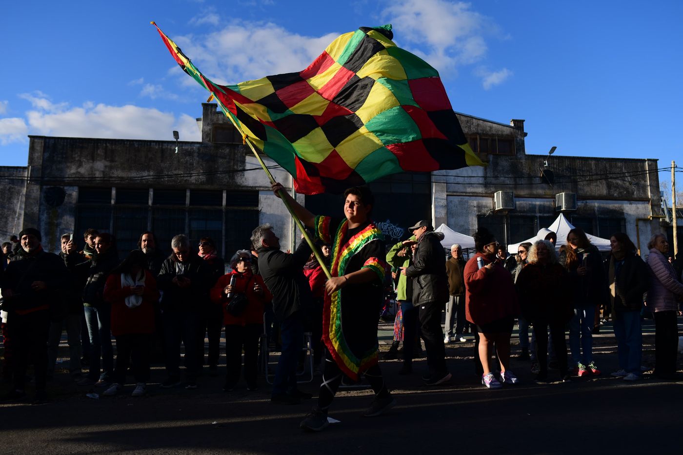 El Candombe del 25 cop&oacute; las calles de Tolosa para celebrar el nacimiento de la Patria