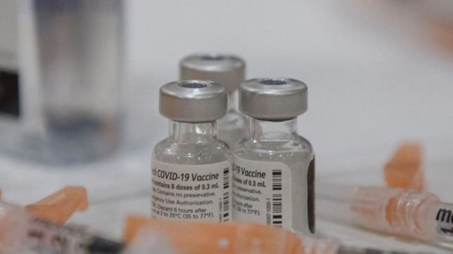 descubren un nuevo efecto secundario de las vacunas pfizer y moderna contra el covid-19