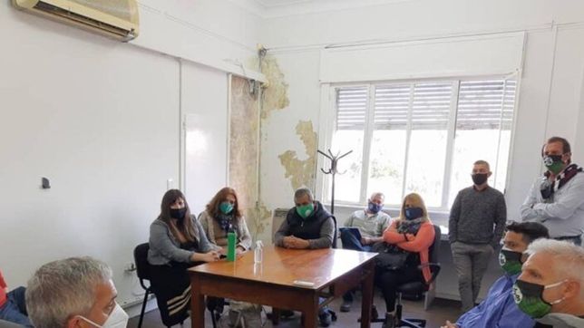 fuerte reclamo a cagliardi por el atraso en los sueldos de los municipales de berisso