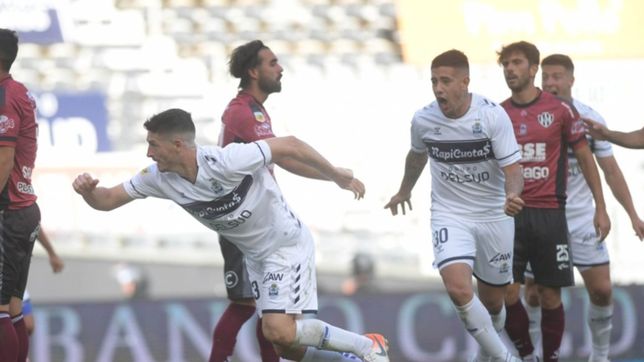 rafaga de goles y un empate con sabor a poco para gimnasia