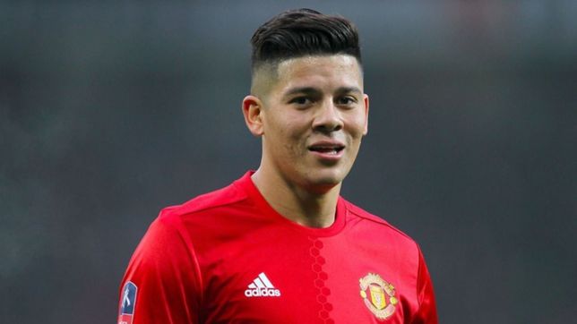 marcos rojo hablo de maradona y apunto contra gimnasia: ahora vuelven a vivir un poco