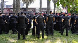 asi fue el impresionante operativo policial en la cancha de newells