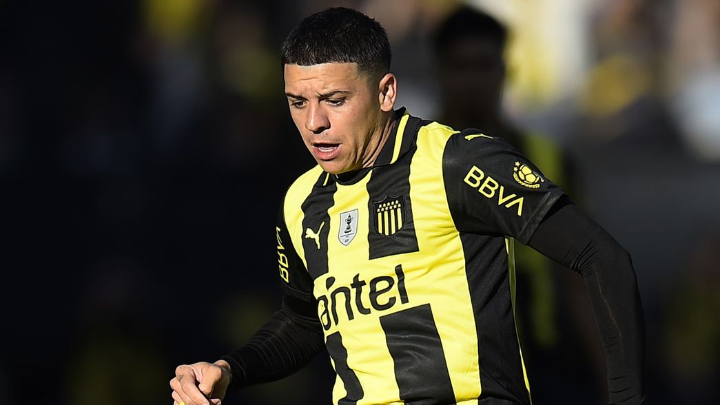 Peñarol rescindió el contrato del futbolista Diego García