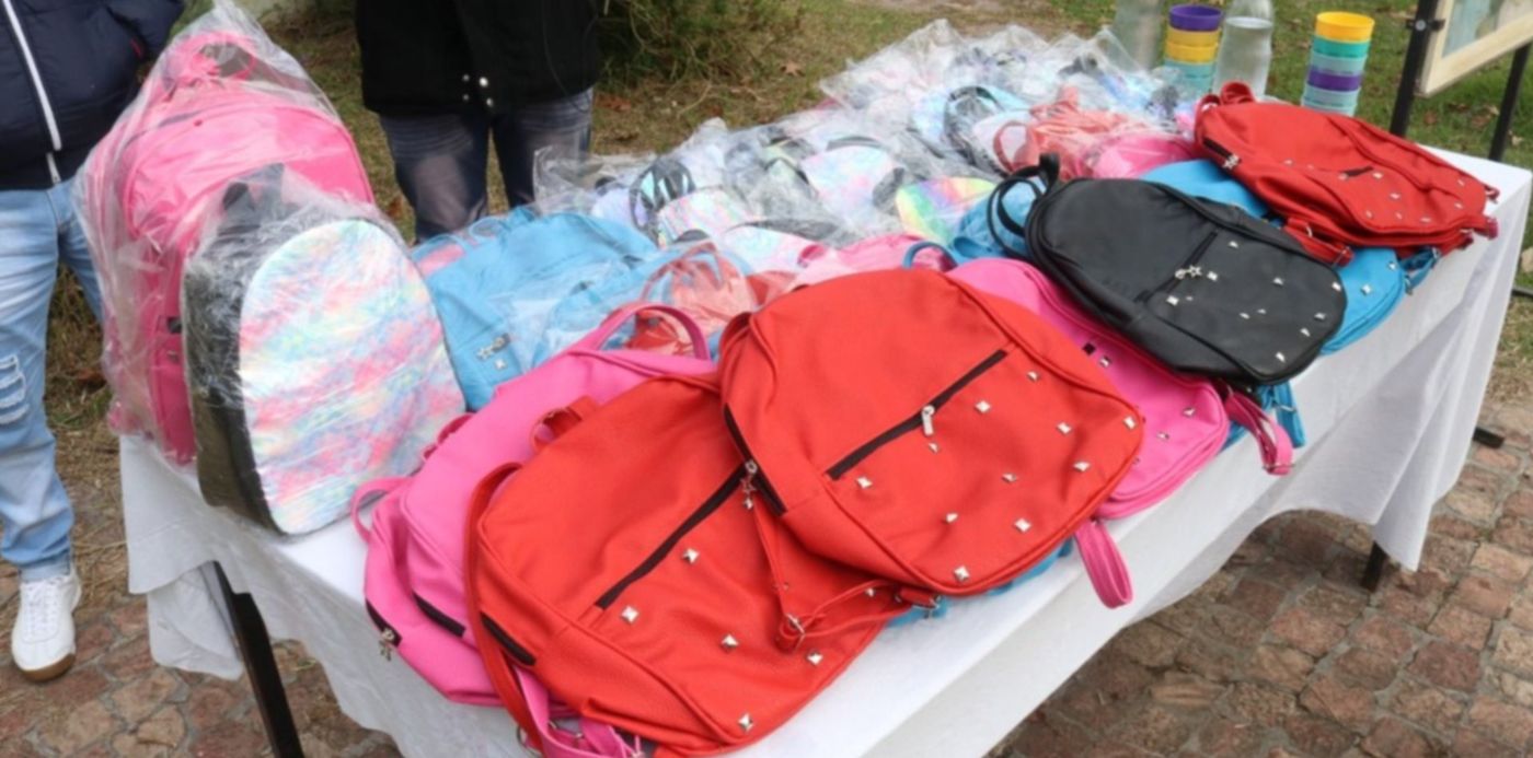 Mochilas - Unidad 10 Romero - Hogar Padre Cajade