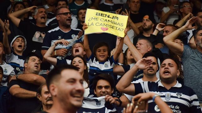 el emotivo momento de un nenito con benja dominguez en medio de los festejos