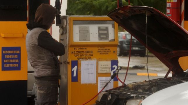 el gnc subio otro 12%, crece el enojo entre los taxistas y ya analizan volver al gasoil