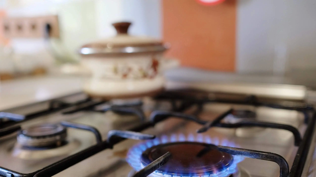 Subió el tope de ingresos para poder pedir los subsidios a la luz y al gas