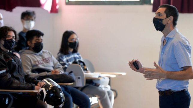 los docentes universitarios acordaron un nuevo aumento salarial en tres tramos