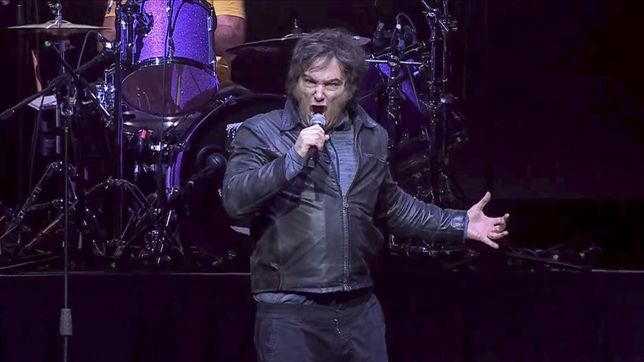 milei canto con su banda en el movistar arena y lanzo dardos contra el kirchnerismo