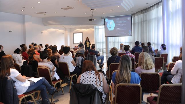 especialistas en marketing, comunicacion y ventas digitales daran una conferencia gratuita en la plata