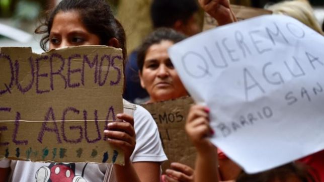 tolosa se quedo sin agua y los vecinos explotaron contra absa en el grupo de whatsapp