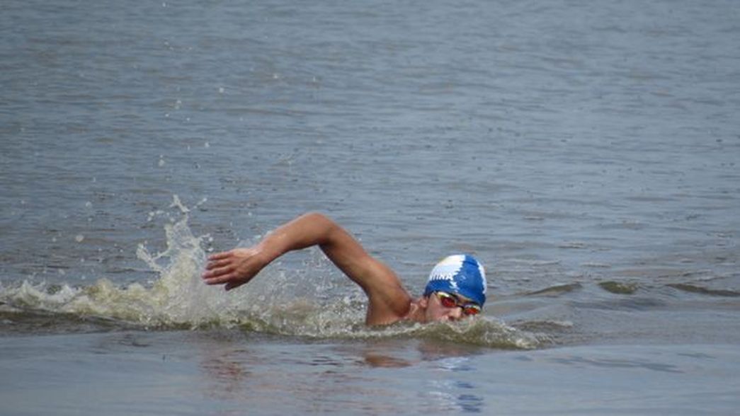 La historia del platense que intentará cruzar a nado el Río de la Plata