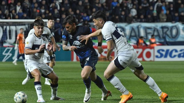 gimnasia se quedo sin futbol y perdio en mendoza