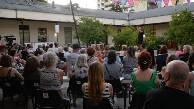 el segundo encuentro de cuentos bajo la luz de la luna llega con talentosos narradores