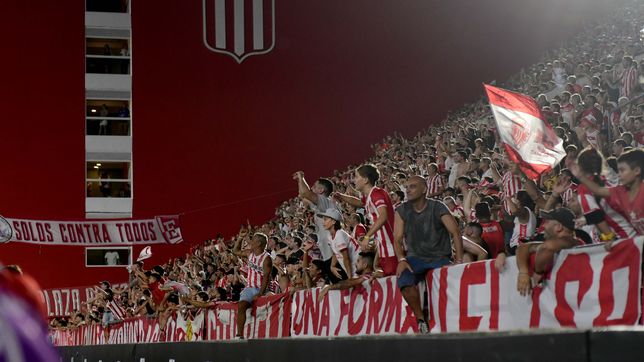 el publico de estudiantes se retirara en primer lugar tras el partido ante botafogo