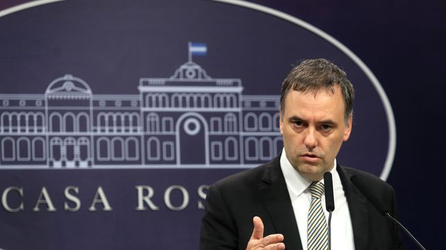el gobierno anuncio una amplia reforma para endurecer la politica migratoria en argentina