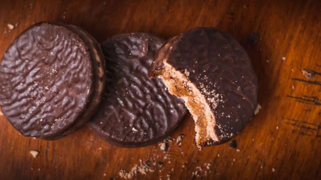 prohiben la venta de alfajores y conitos de dulce de leche hechos en mar del plata